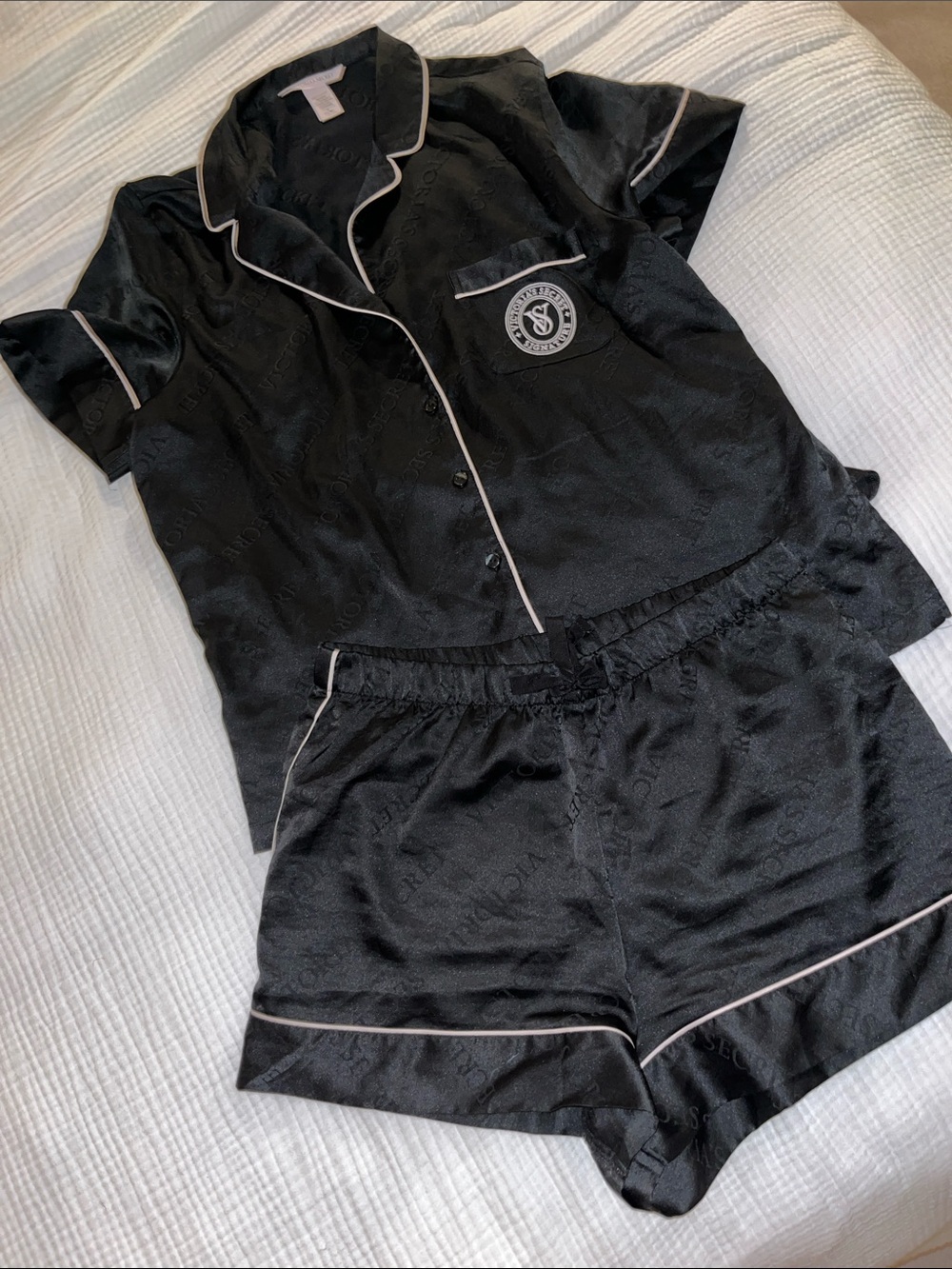 Victoria's Secret Black Short Pajama Set with White Piping